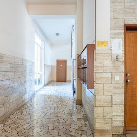 Parma Station & City Center Apartment エクステリア 写真