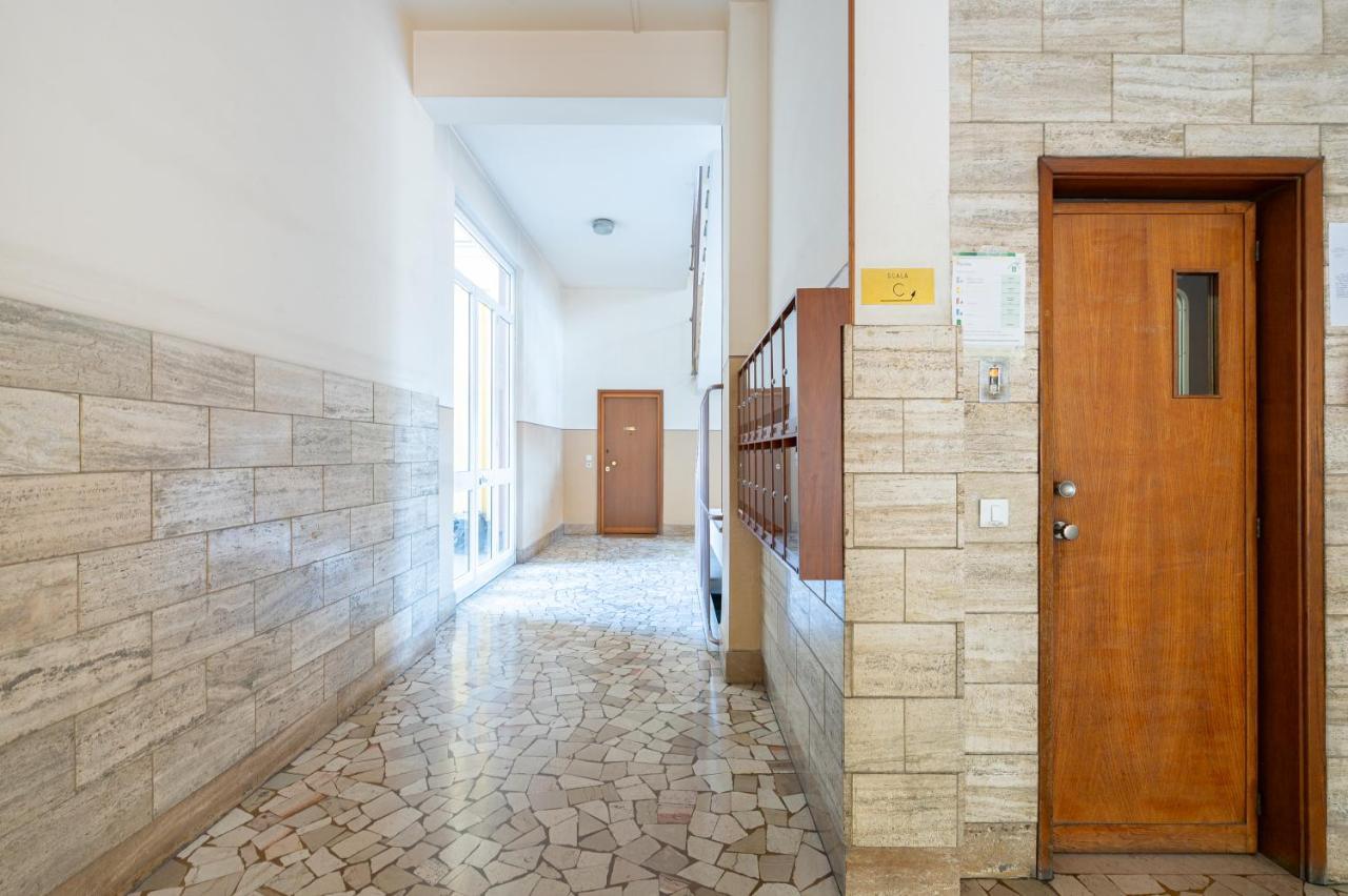 Parma Station & City Center Apartment エクステリア 写真